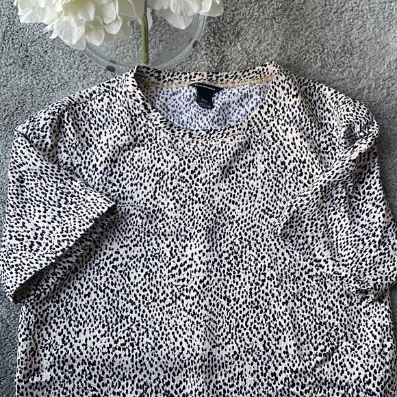 Club Monaco Top - XS - Like New! - Picture 1 of 7